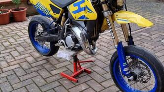 Husqvarna SM 125 (2007) usata