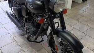 Royal Enfield Classic 500 EFI Stealth Black (2018 - 20) 