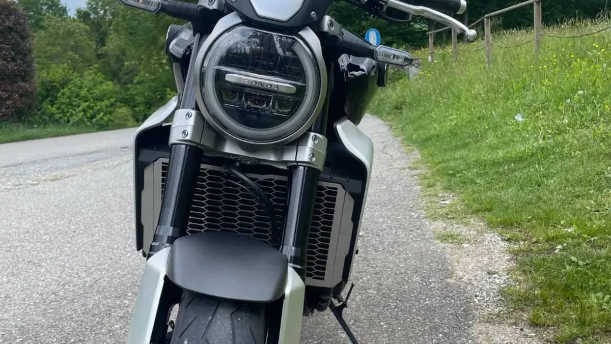 Honda CB 1000 R + Neo Sport Cafè (2019 - 20)  (5)