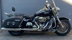 Harley-Davidson 1584 Road King Classic (2007 - 10) - FLHRC 