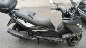 Wottan Motor ST-S 300 (2025)  (2)