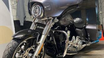 Harley-Davidson 1690 Street Glide Special (2014 - 16) - FLHX usata