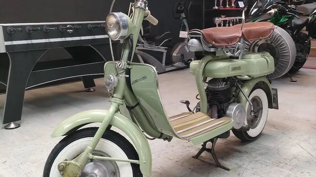 Lambretta   (2)