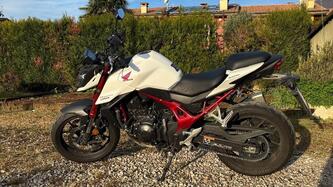 Honda CB 750 Hornet (2023 - 24)