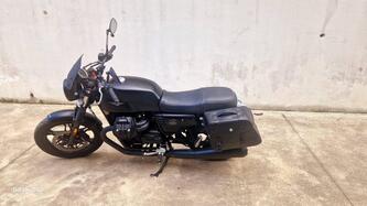 Moto Guzzi V7 III Stone (2017 - 20)