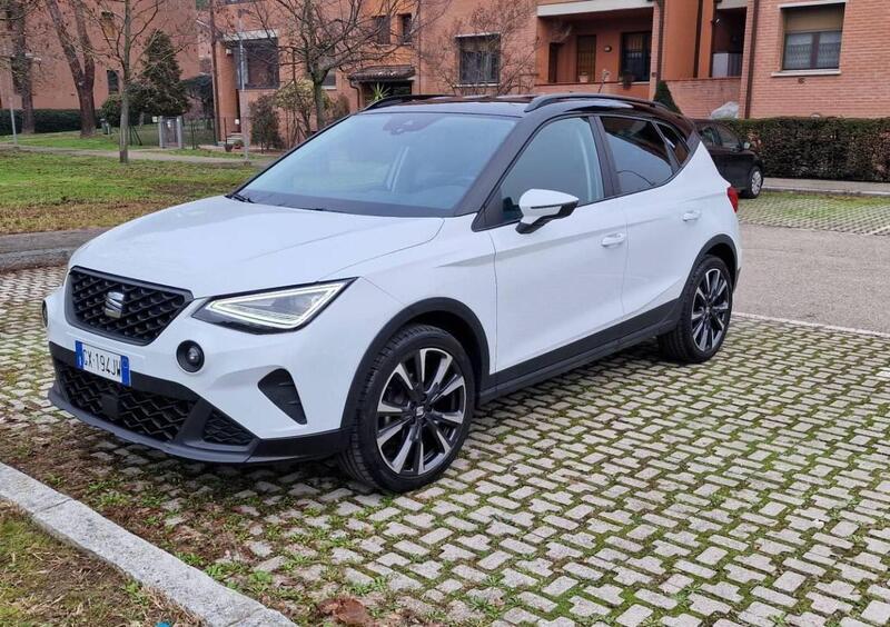 SEAT Arona 1.0 ecotsi Black Edition 95cv