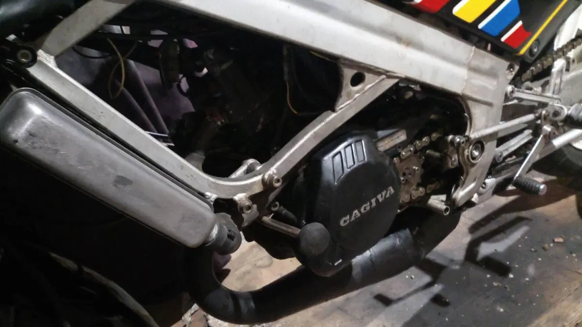 Cagiva   (8)