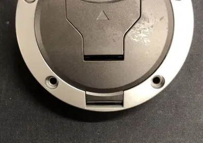 TAPPO SERBATOIO PER HONDA CBR 1000 RR-R CODICE 176 - Annuncio 9935234