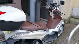 Piaggio Beverly 300 i.e. (2010 - 16) usata
