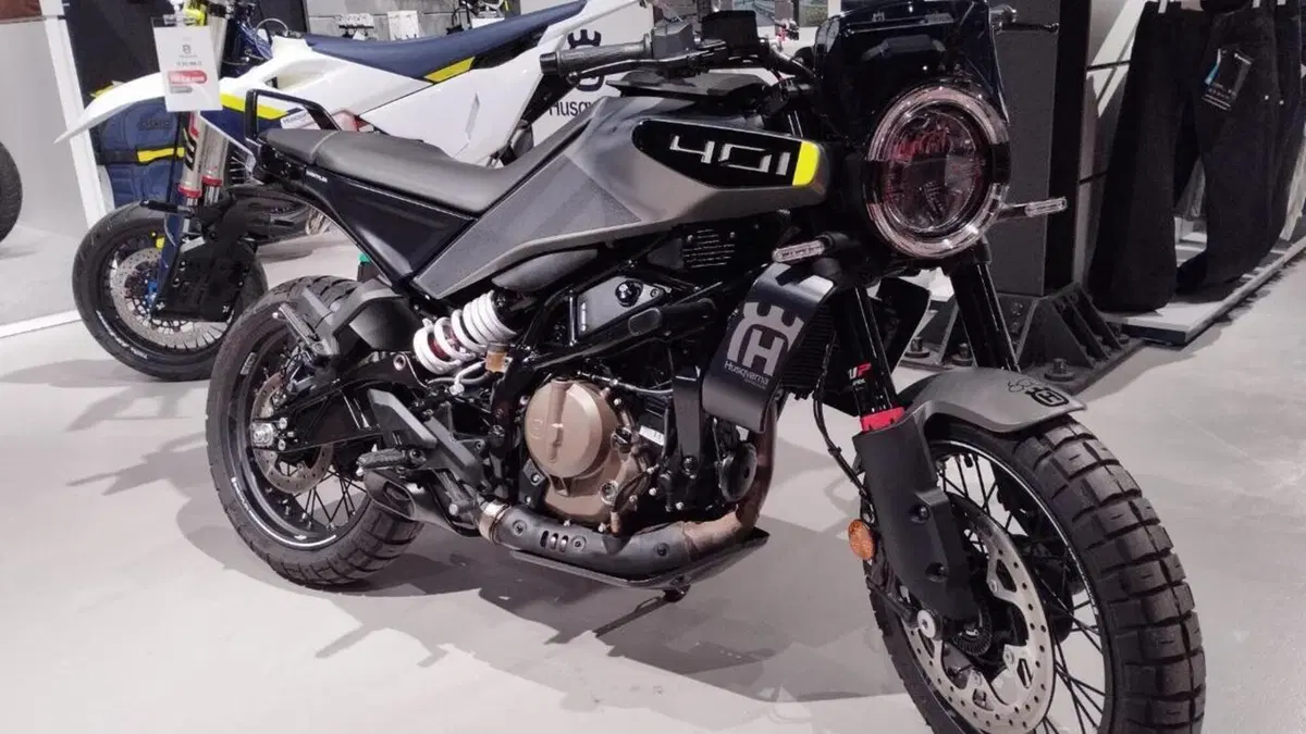 Husqvarna Svartpilen 401 (2024 - 26)  (2)