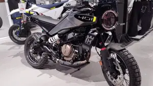 Husqvarna Svartpilen 401 (2024 - 26)  (2)