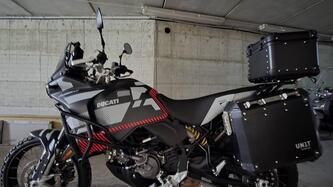 Ducati DesertX (2022 - 25) usata