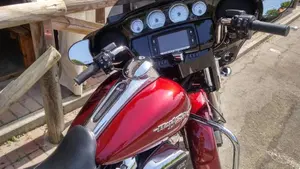 Harley-Davidson 107 Street Glide Special (2017 - 19) - FLHXS  (9)