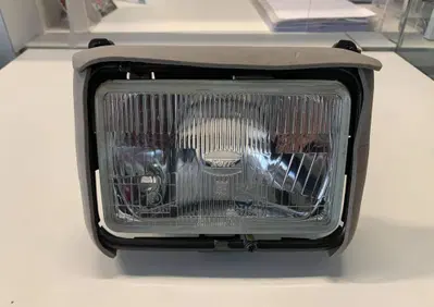 Faro anteriore completo di attacchi per Yamaha XT - Annuncio 9935795