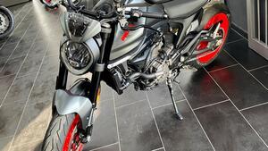 Ducati Monster 937 + (2021 - 25) 