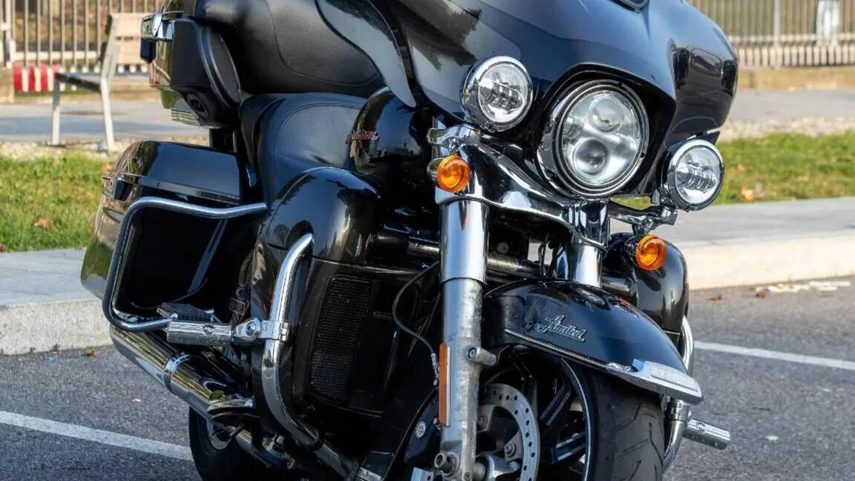 Harley-Davidson 114 Electra Glide Ultra Limited (2019) - FLHTK  (4)
