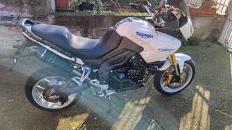 Triumph Tiger 1050 (2006 - 12) usata