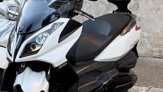 Kymco Downtown 300i ABS (2009 - 17)