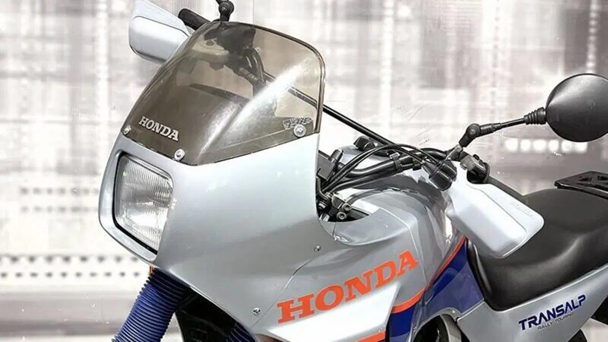 Honda Transalp XL 600V (1987 - 90)  (5)