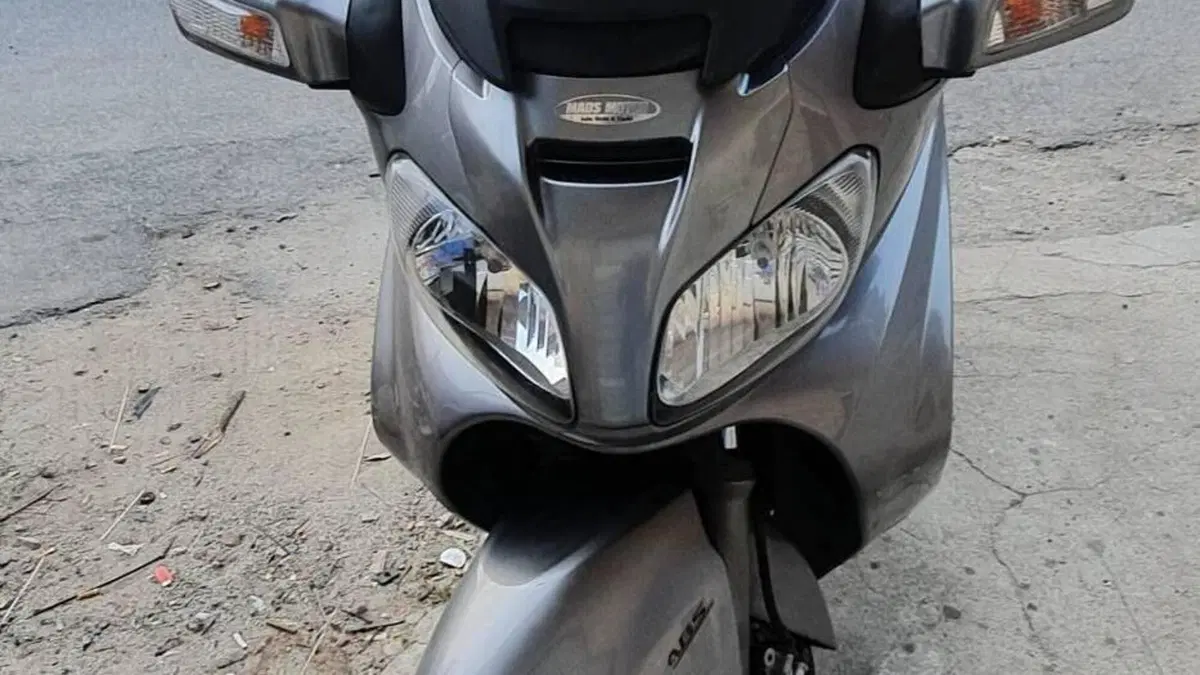 Suzuki Burgman AN 650 Executive ABS (2006 - 12)  (5)
