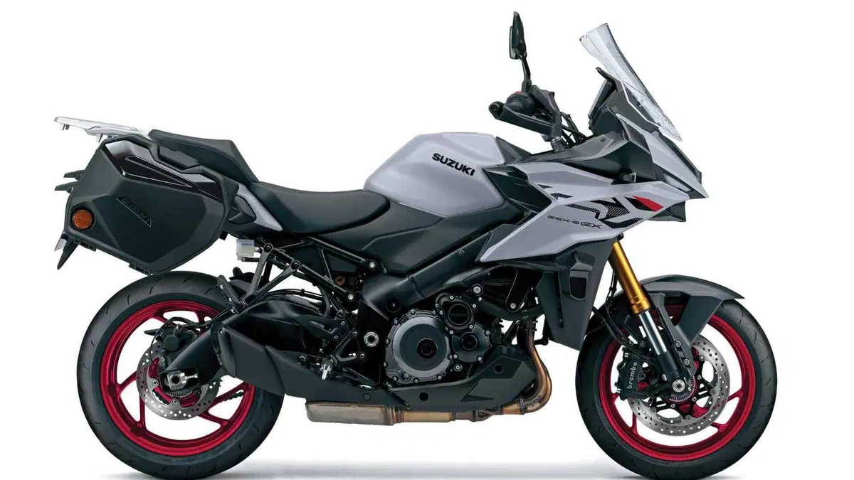 Suzuki GSX-S1000GX Plus (2026)  (2)