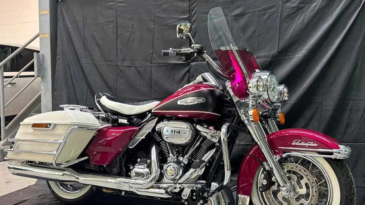 Harley-Davidson Electra Glide Highway King (2023)  (6)