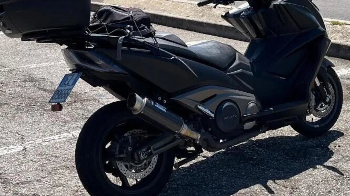 Kymco AK 550 ETS (2021 - 26)  (6)