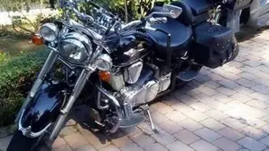 Kawasaki Vulcan VN 900 Classic (2006 - 10)  (6)