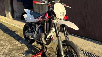 Husqvarna SMS 125 4 (2010 - 12) usata