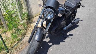 Moto Guzzi V9 Bobber (2021 - 25) usata