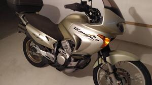 Honda Transalp XL 650V (2000 - 04) 