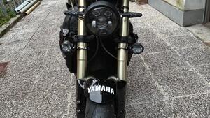 Yamaha YZF R1 (2002 - 03) 