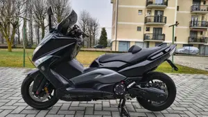 Yamaha T-Max 500 (2008 - 12)  (2)