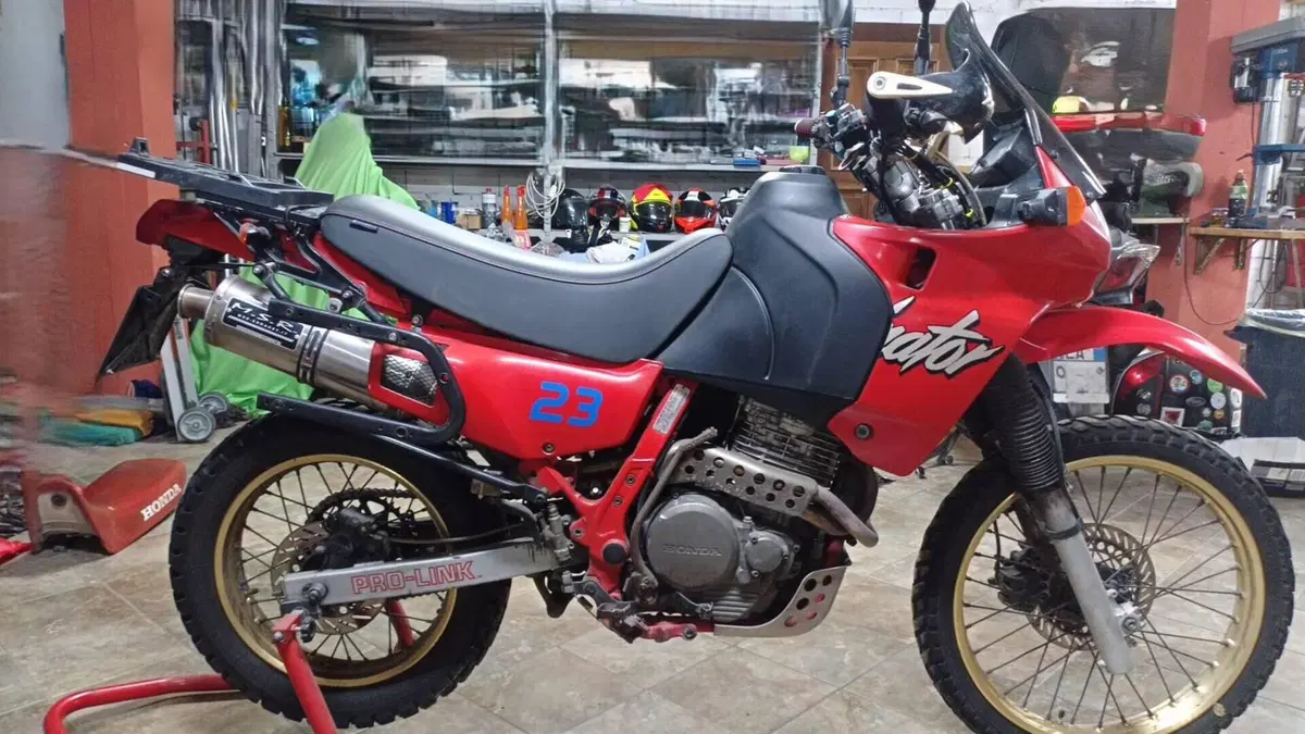 Honda  