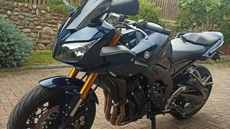 Yamaha FZ1 Fazer (2006 - 16) usata