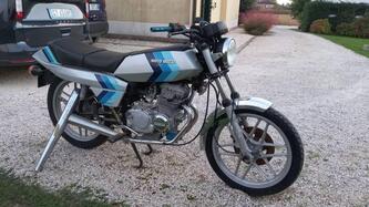 Moto Guzzi 125 2C 4t epoca
