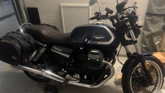 Moto Guzzi V7 Special (2021 - 24)