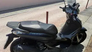 Piaggio Beverly 300 i.e. ABS-ASR (2016 - 20) 