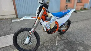 KTM 250 EXC-F Six Days (2024)  (3)