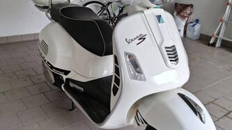 Vespa GTS 300 Super (2008 - 16) usata