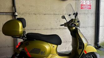 Vespa GTS 300 Super Sport (2023 - 24) usata