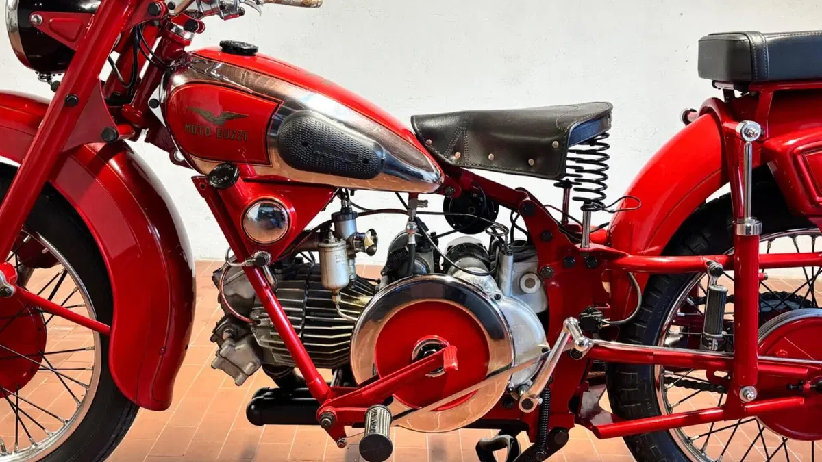 Moto Guzzi   (4)