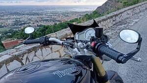 Triumph Speed Triple 1050 (2005 - 11) 