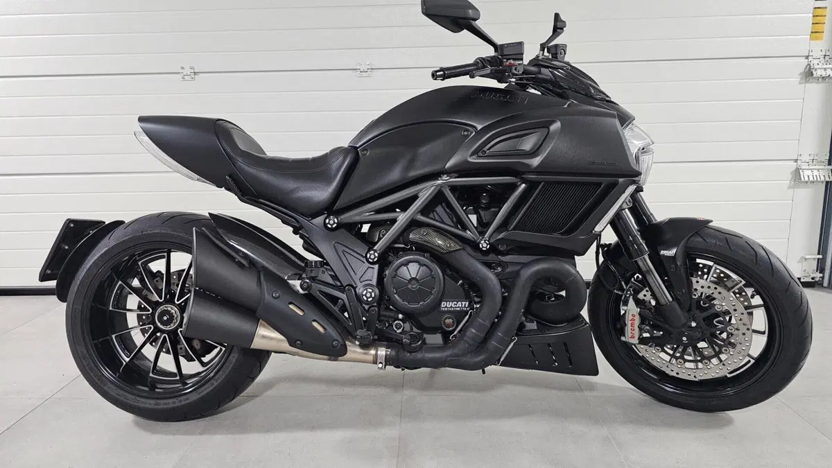 Ducati Diavel 1200 (2014 - 16) 