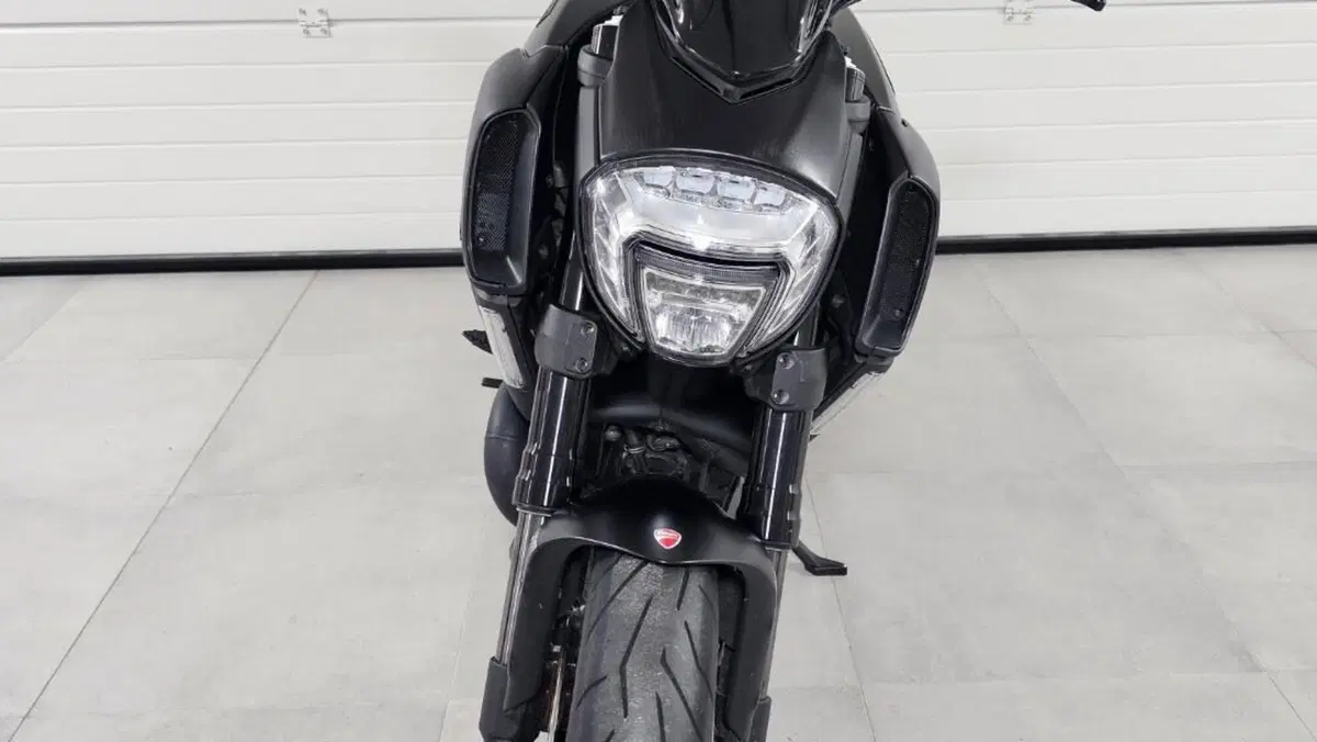 Ducati Diavel 1200 (2014 - 16)  (2)