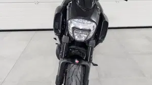 Ducati Diavel 1200 (2014 - 16)  (2)