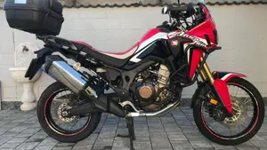 Honda Africa Twin CRF 1000L (2016 - 17)  (2)