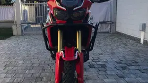 Honda Africa Twin CRF 1000L (2016 - 17)  (6)