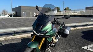 Moto Guzzi V100 Mandello S (2022 - 24) 