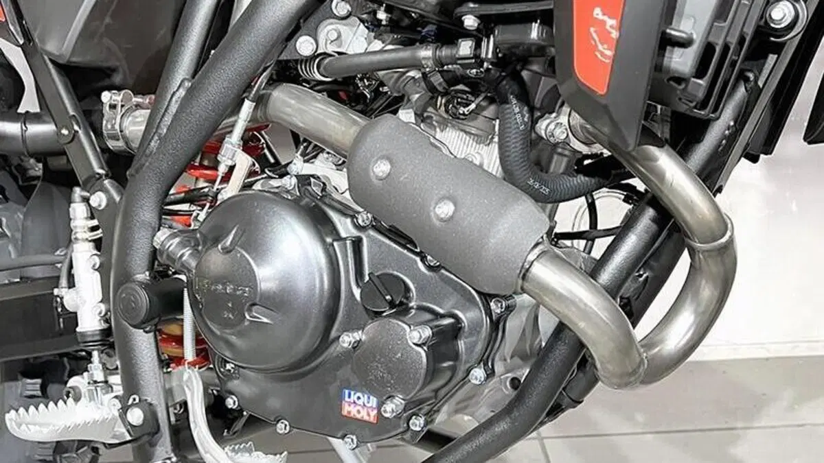 Betamotor RR 125 4T Enduro R (2024 - 26)  (5)